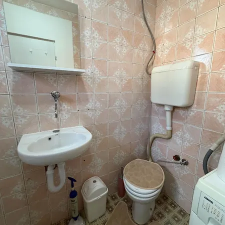 Quiet Old Town Escape Apartamento *